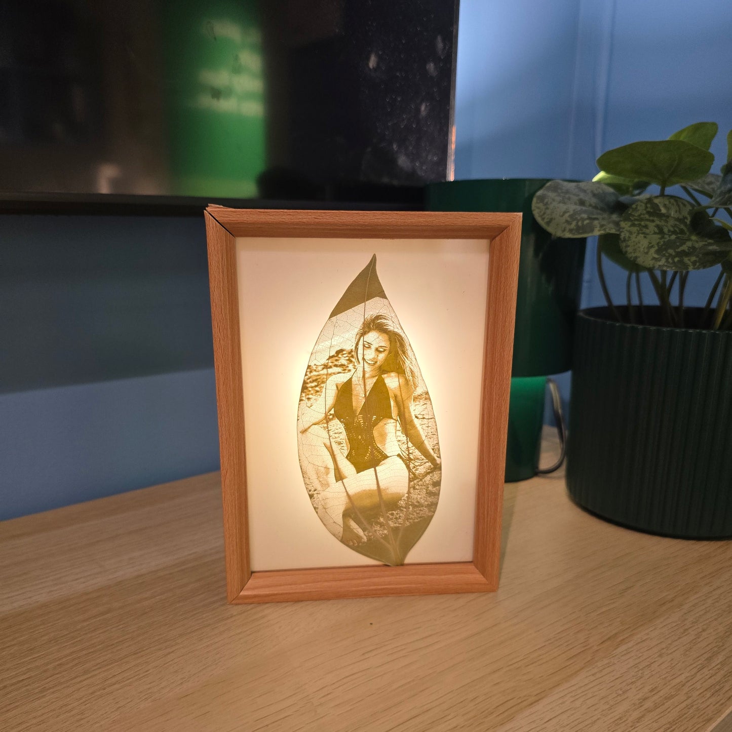 Custom Photo Real Leaf Engraving + 3-Color LED Frame + Personalized Video Keepsake
